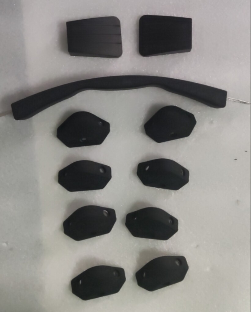 Laptop Accessories All In One - Accessoireset inclusief hoekbeschermers & draaggrepen voor